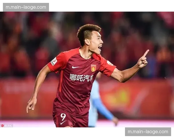 杜埃首回合梅开二度 法国前锋需要延续火热进球状态